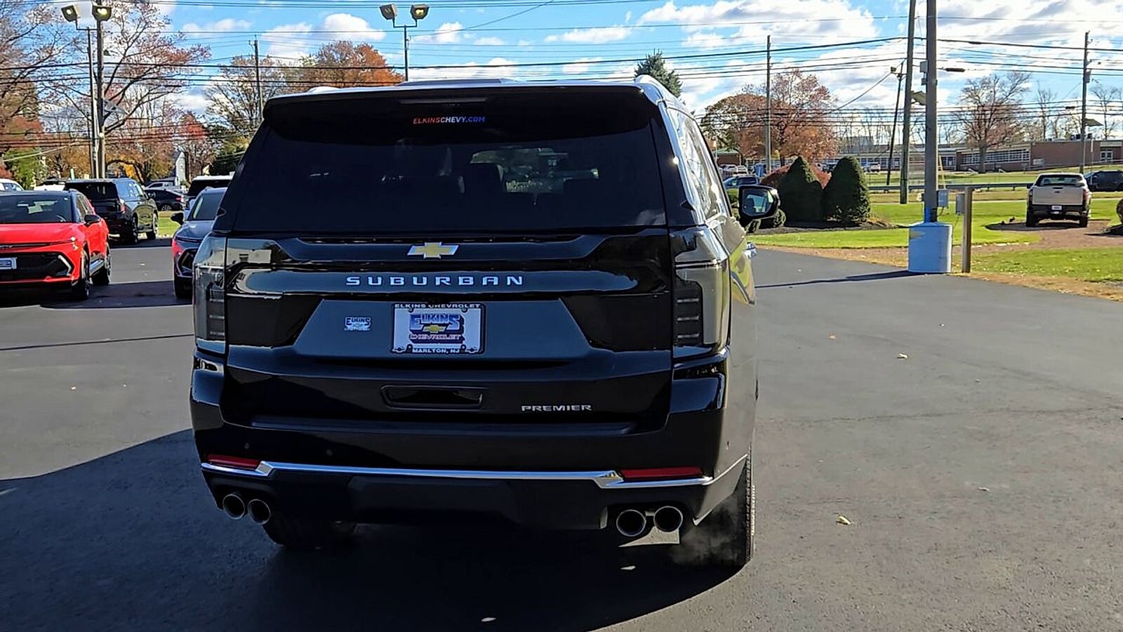 2026 Chevrolet Suburban Premier photo 3