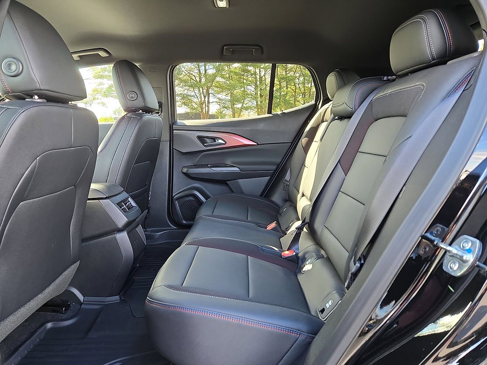 2026 Chevrolet Equinox EV RS - Photo 13