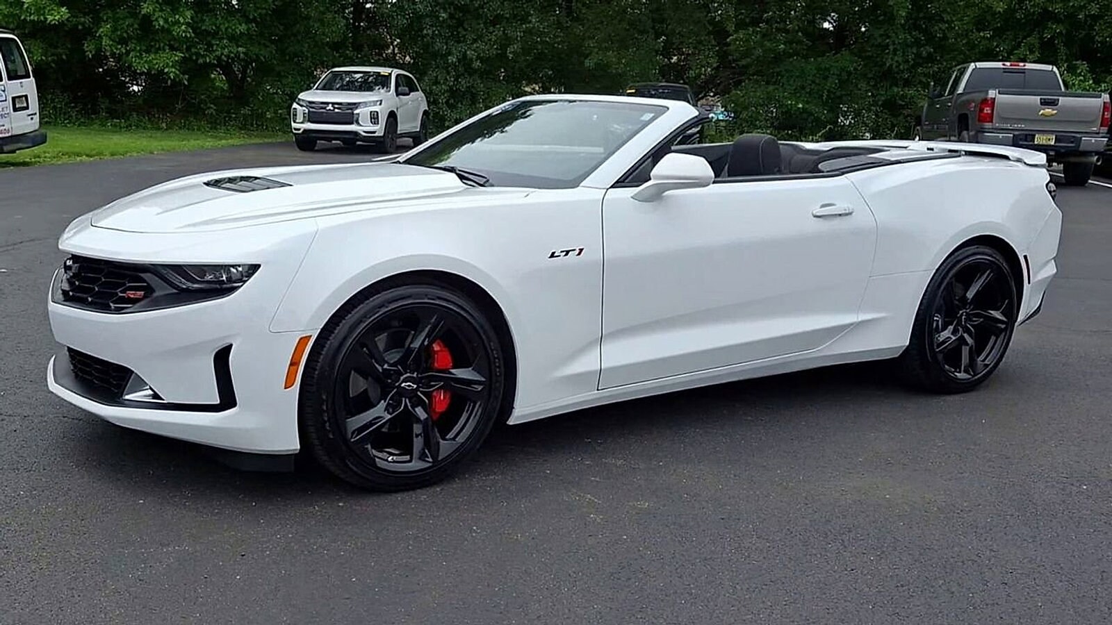2023 Chevrolet Camaro LT1 photo 4