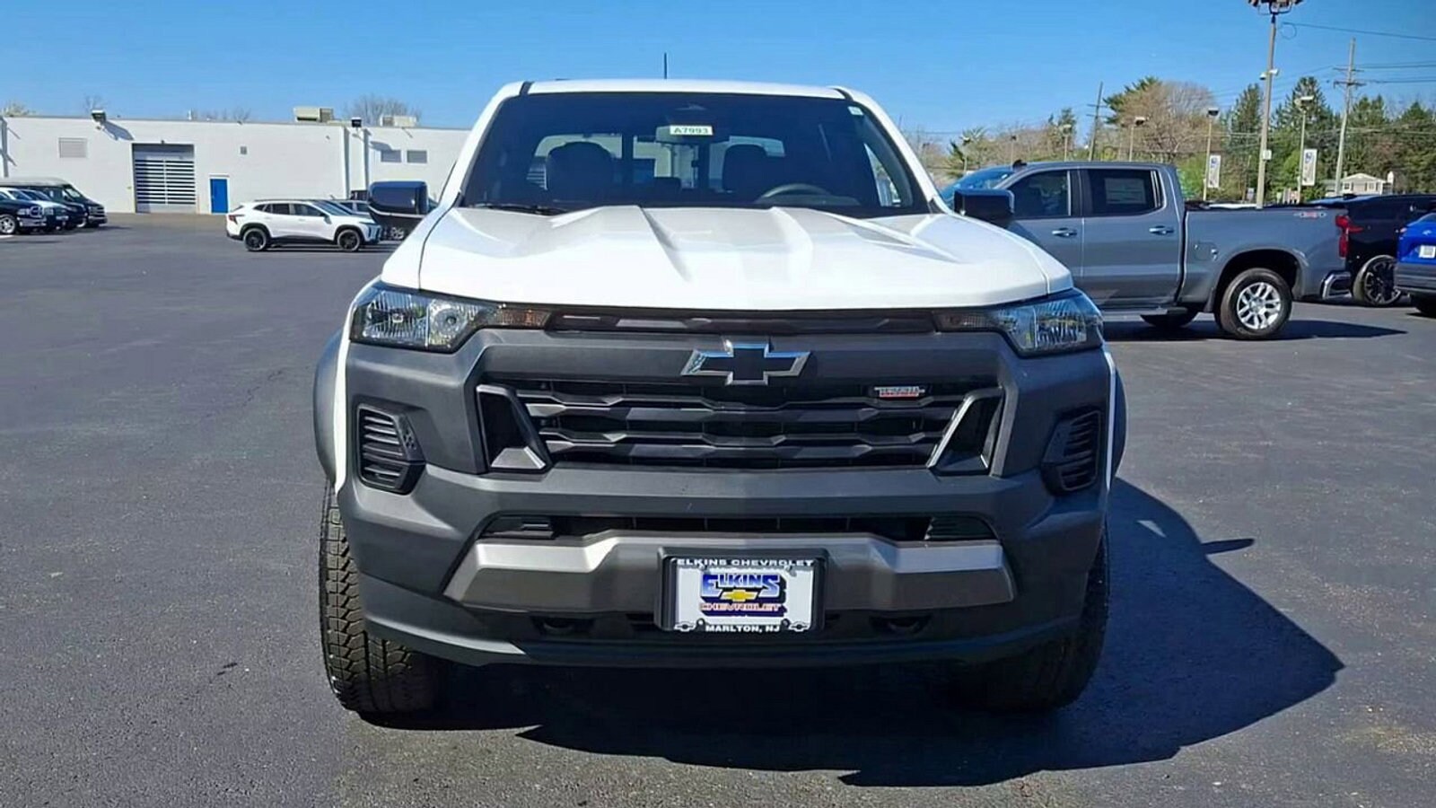 2025 Chevrolet Colorado Trail Boss photo 3