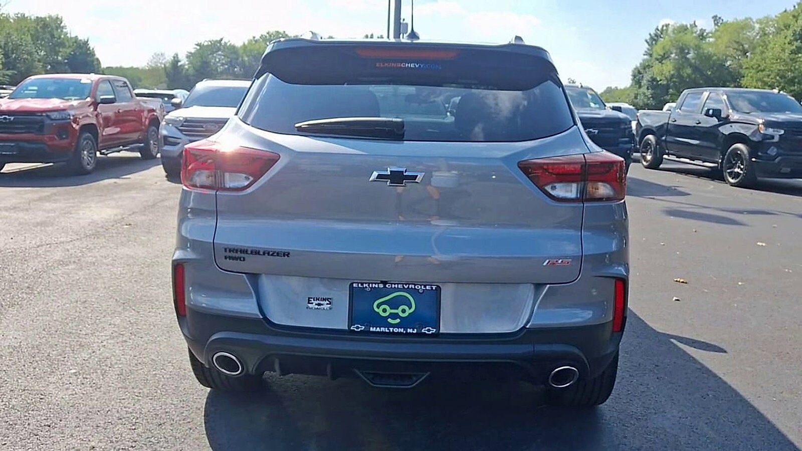 2023 Chevrolet Trailblazer RS photo 2