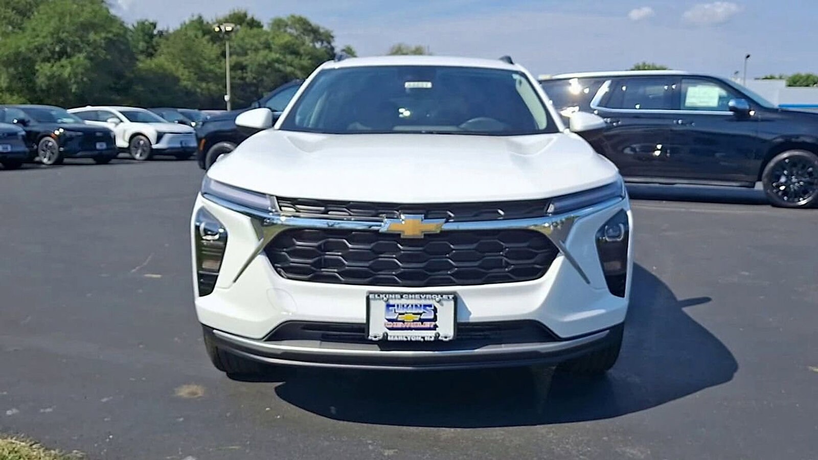 2026 Chevrolet Trax LT photo 4