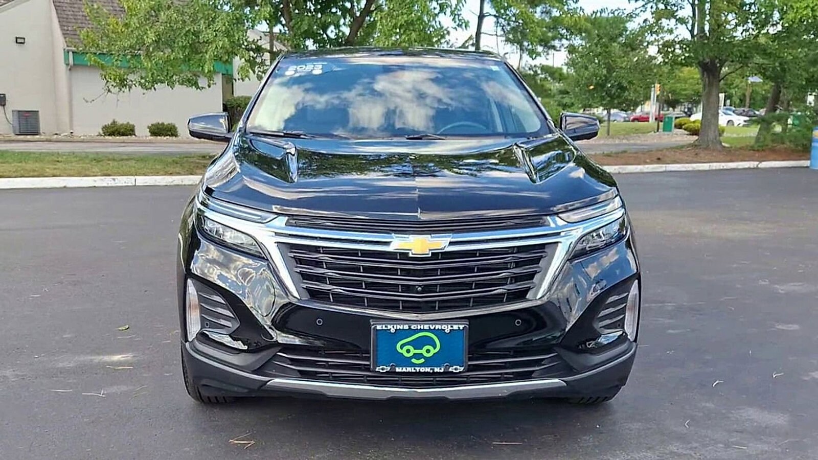 2023 Chevrolet Equinox LT photo 3