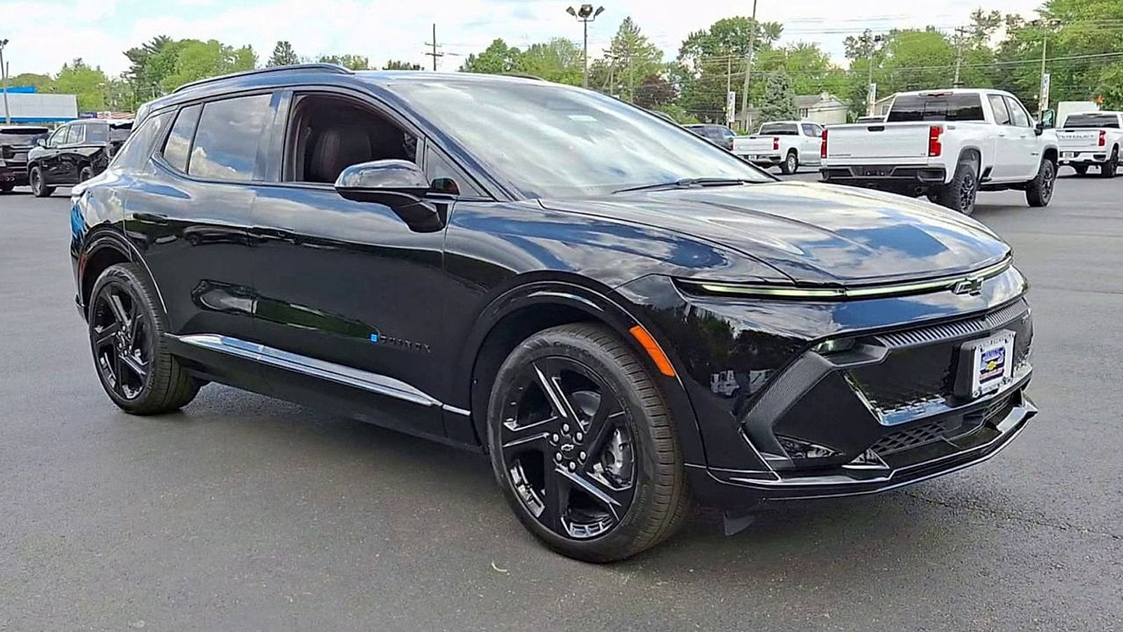 2025 Chevrolet Equinox EV RS - Photo 2