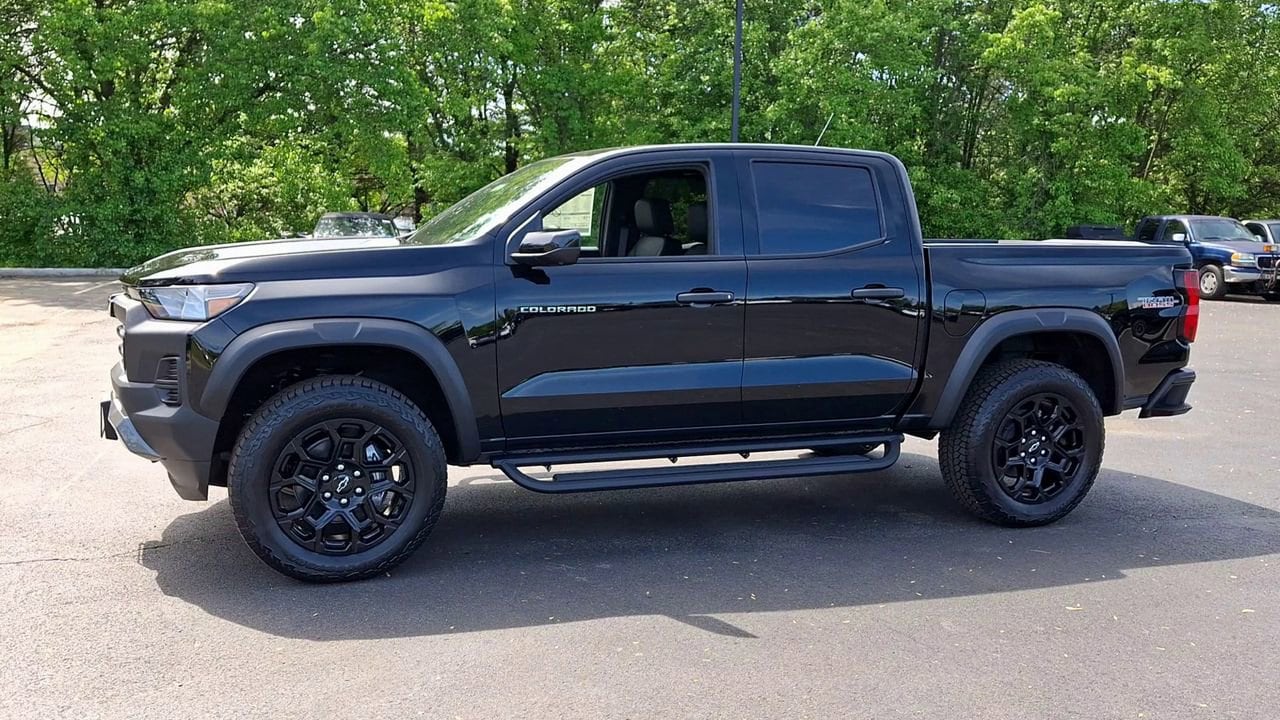 2026 Chevrolet Colorado Trail Boss - Photo 7