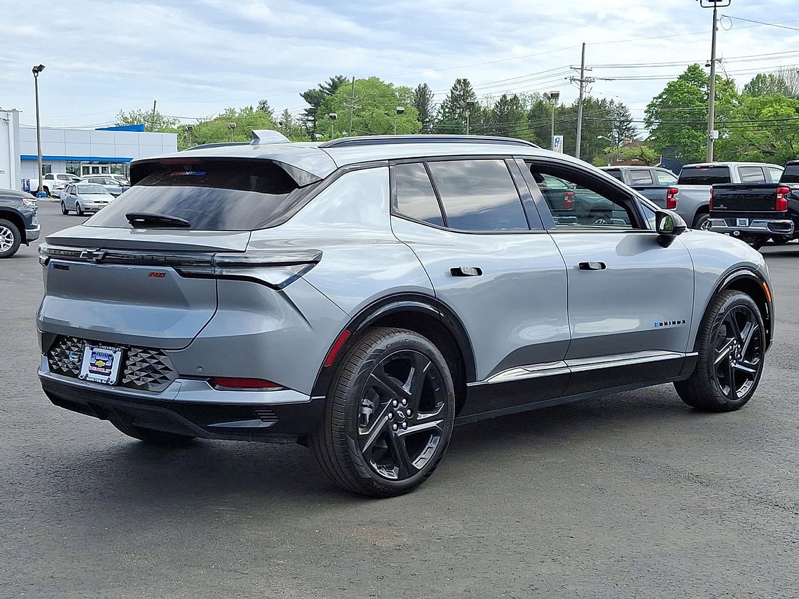 2025 Chevrolet Equinox EV RS - Photo 12