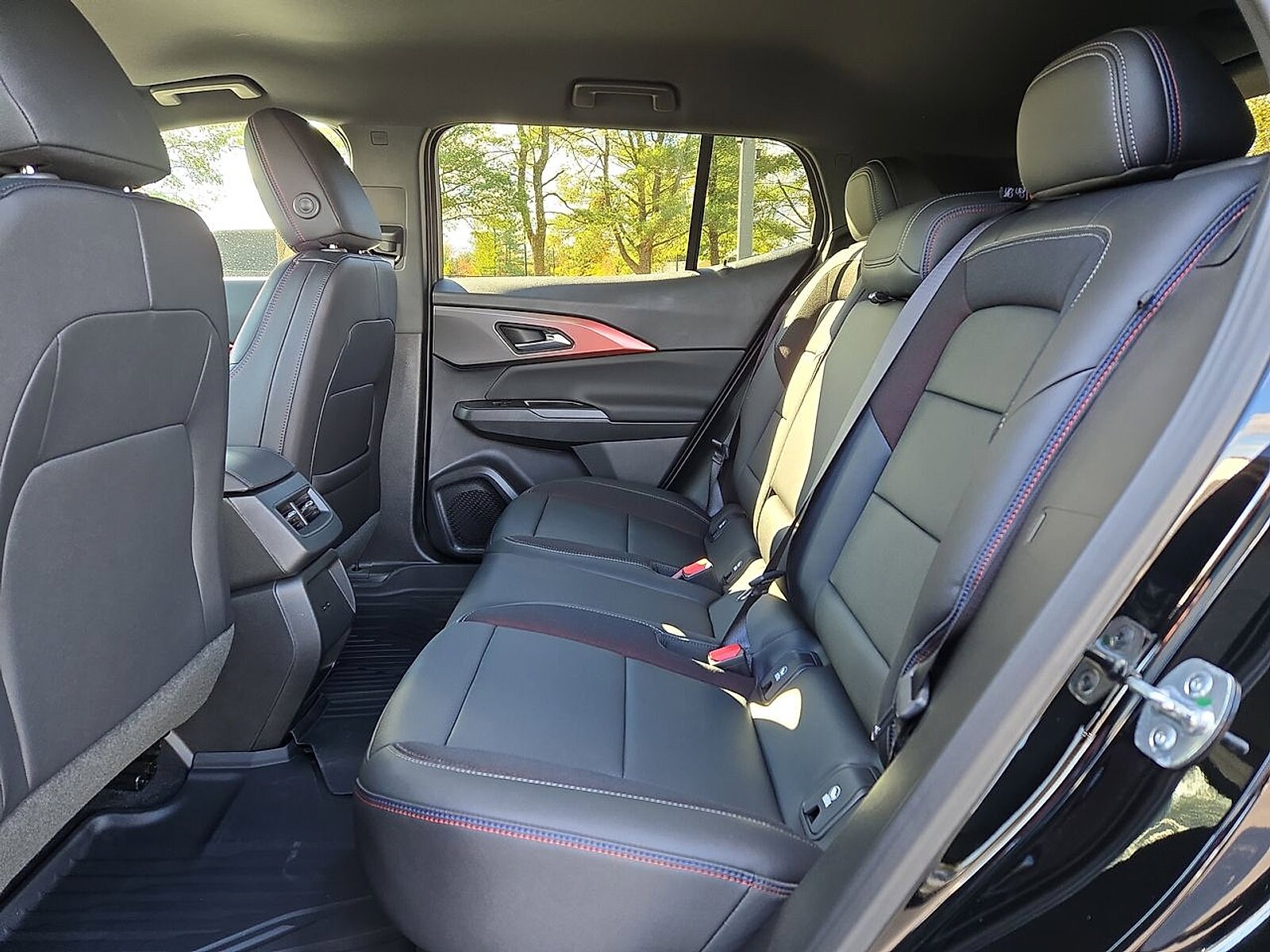 2026 Chevrolet Equinox EV RS - Photo 13