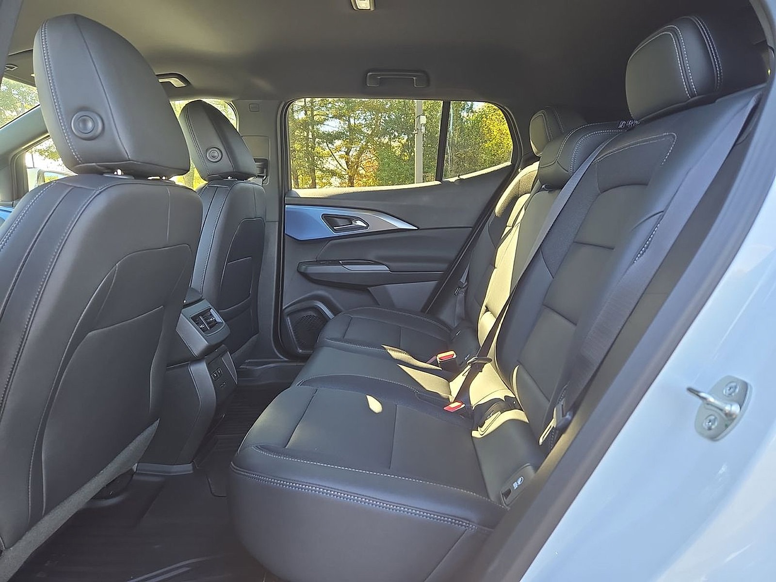 2026 Chevrolet Equinox EV 2LT - Photo 13