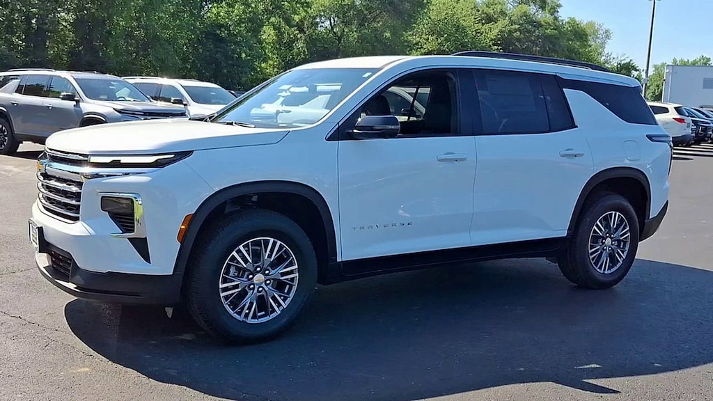 New 2025 Chevrolet Traverse LT SUV