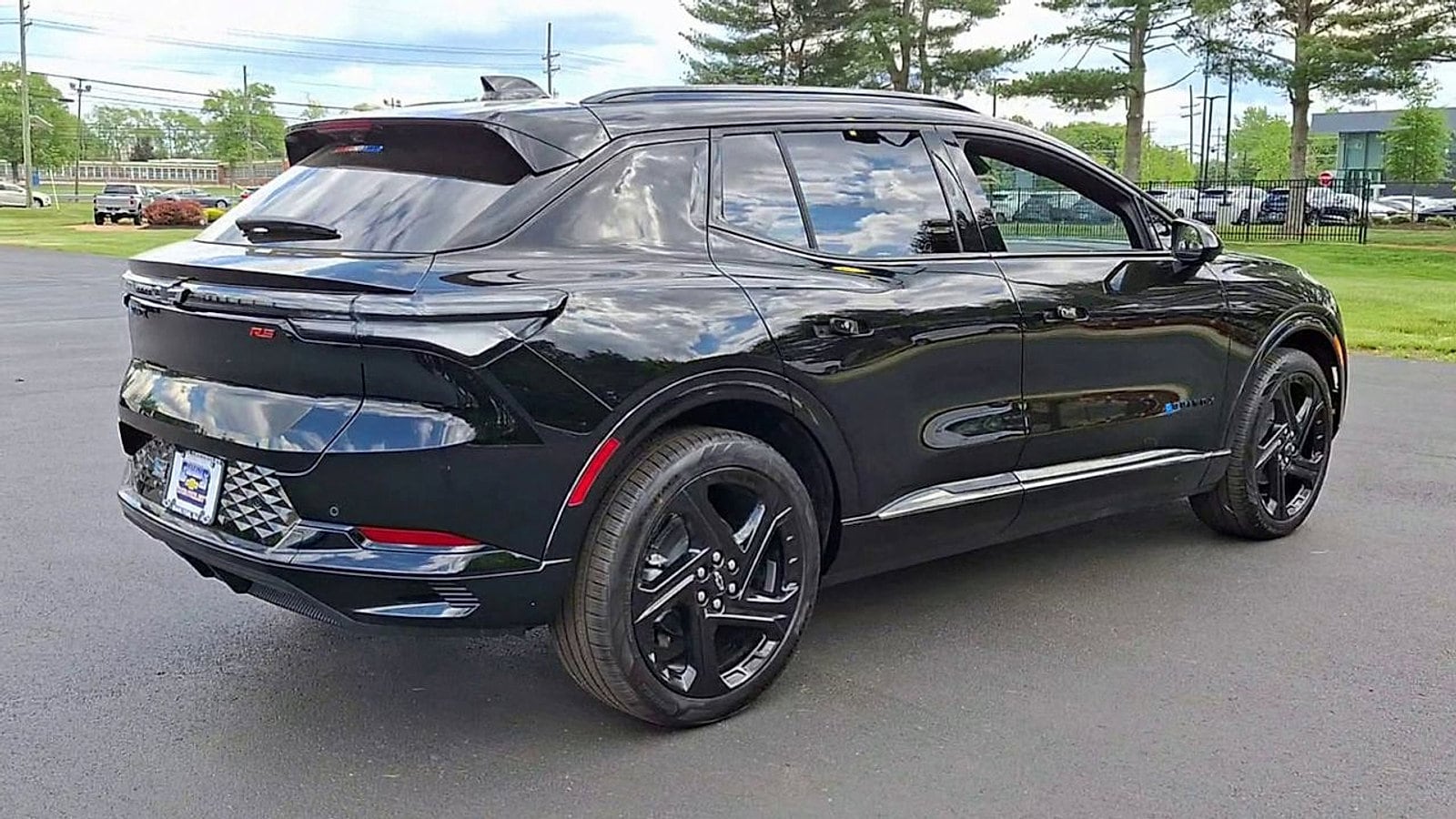 2025 Chevrolet Equinox EV RS - Photo 8