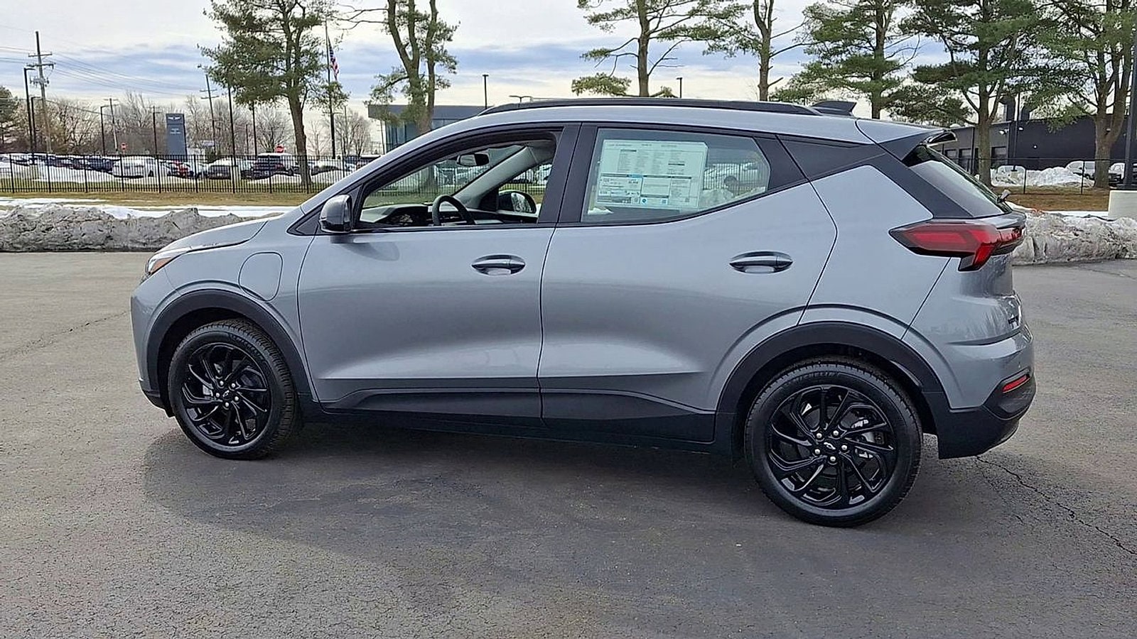 2027 Chevrolet Bolt RS - Photo 8