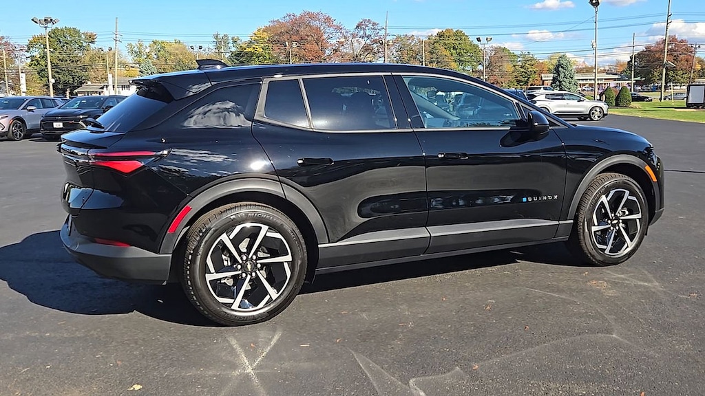 New 2026 Chevrolet Equinox EV LT SUV