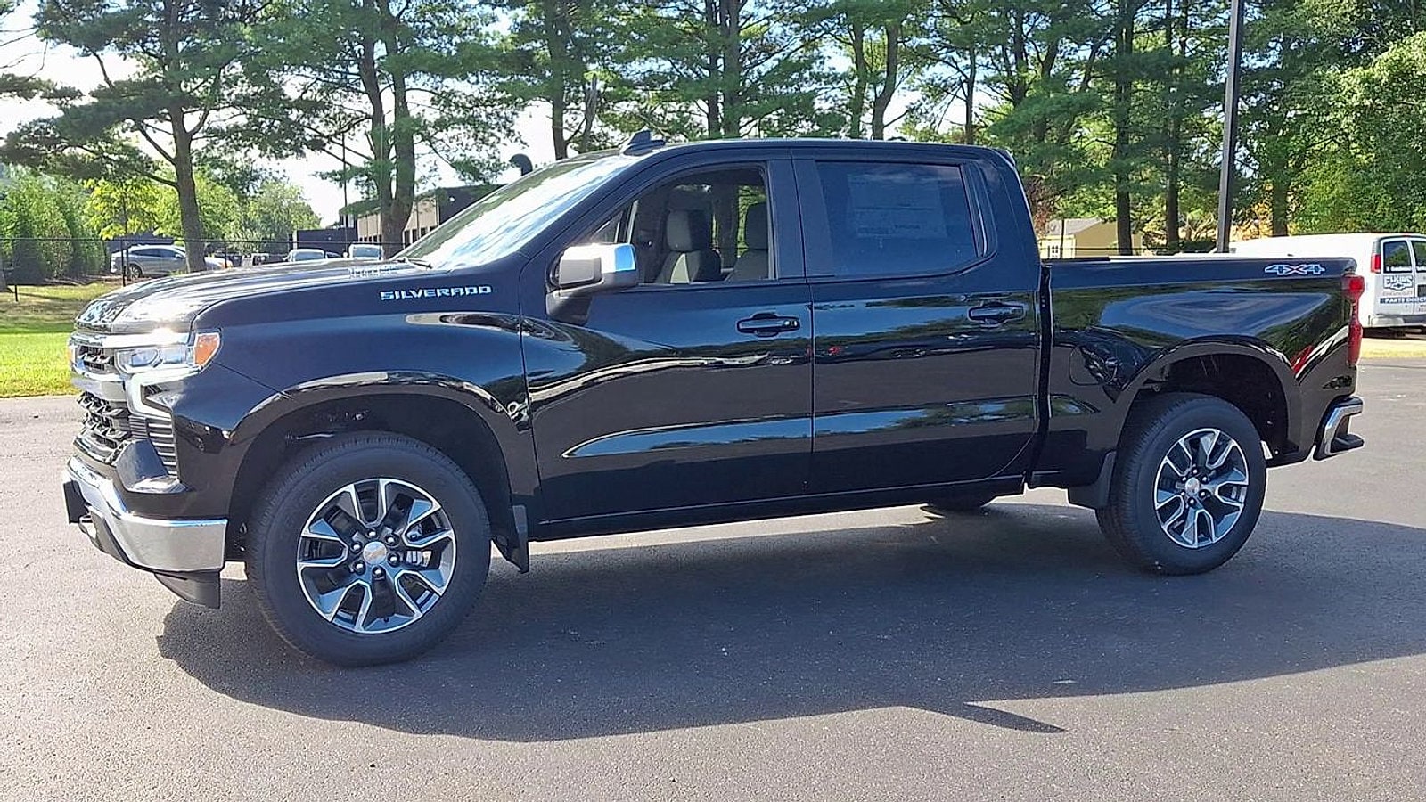 2026 Chevrolet Silverado 1500 LT - Photo 7