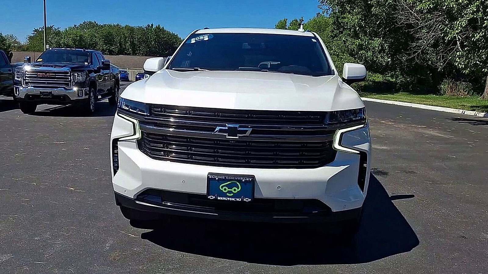 2022 Chevrolet Tahoe RST photo 2