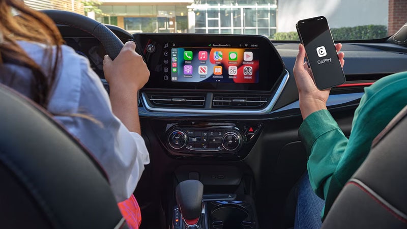 wireless Apple CarPlay and Android Auto compatability