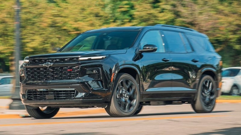 2025 Chevy Traverse Performance