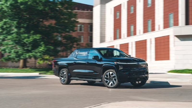 2025 Silverado EV Performance