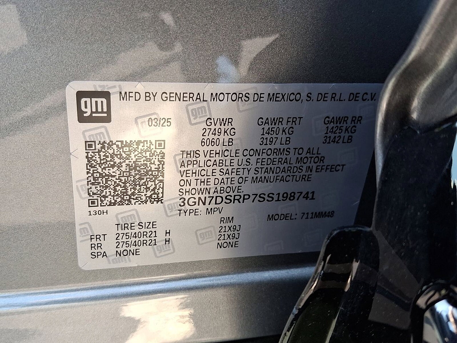 2025 Chevrolet Equinox EV RS - Photo 18