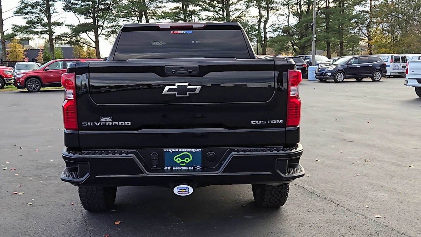 2022 Chevrolet Silverado 1500 Custom Trail Boss photo 3