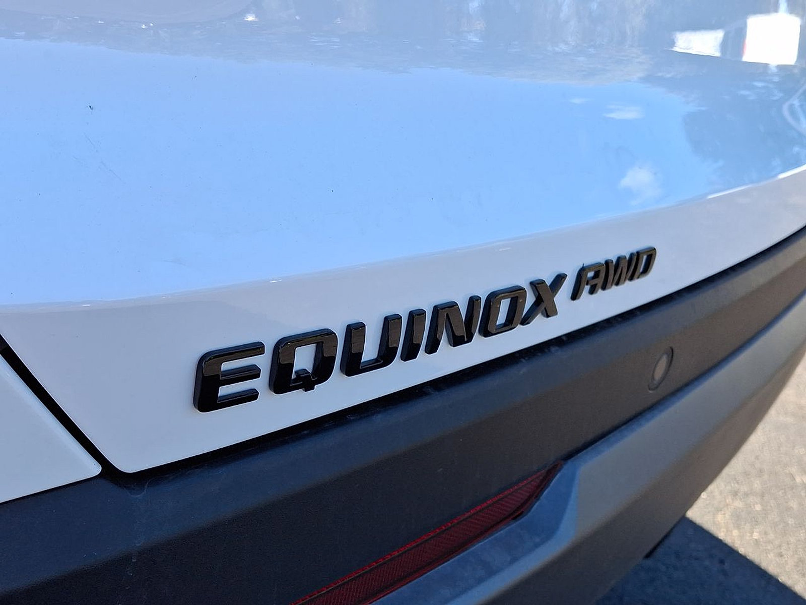 2027 Chevrolet Equinox LT - Photo 25