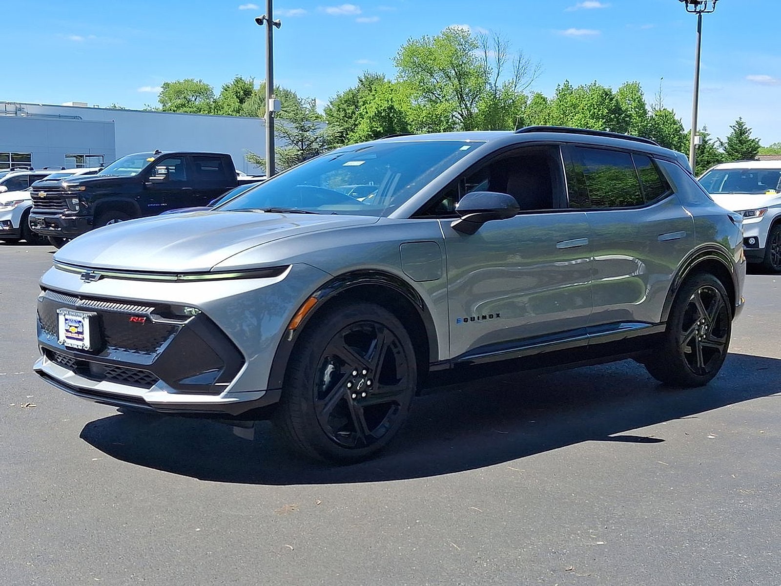2025 Chevrolet Equinox EV RS - Photo 10