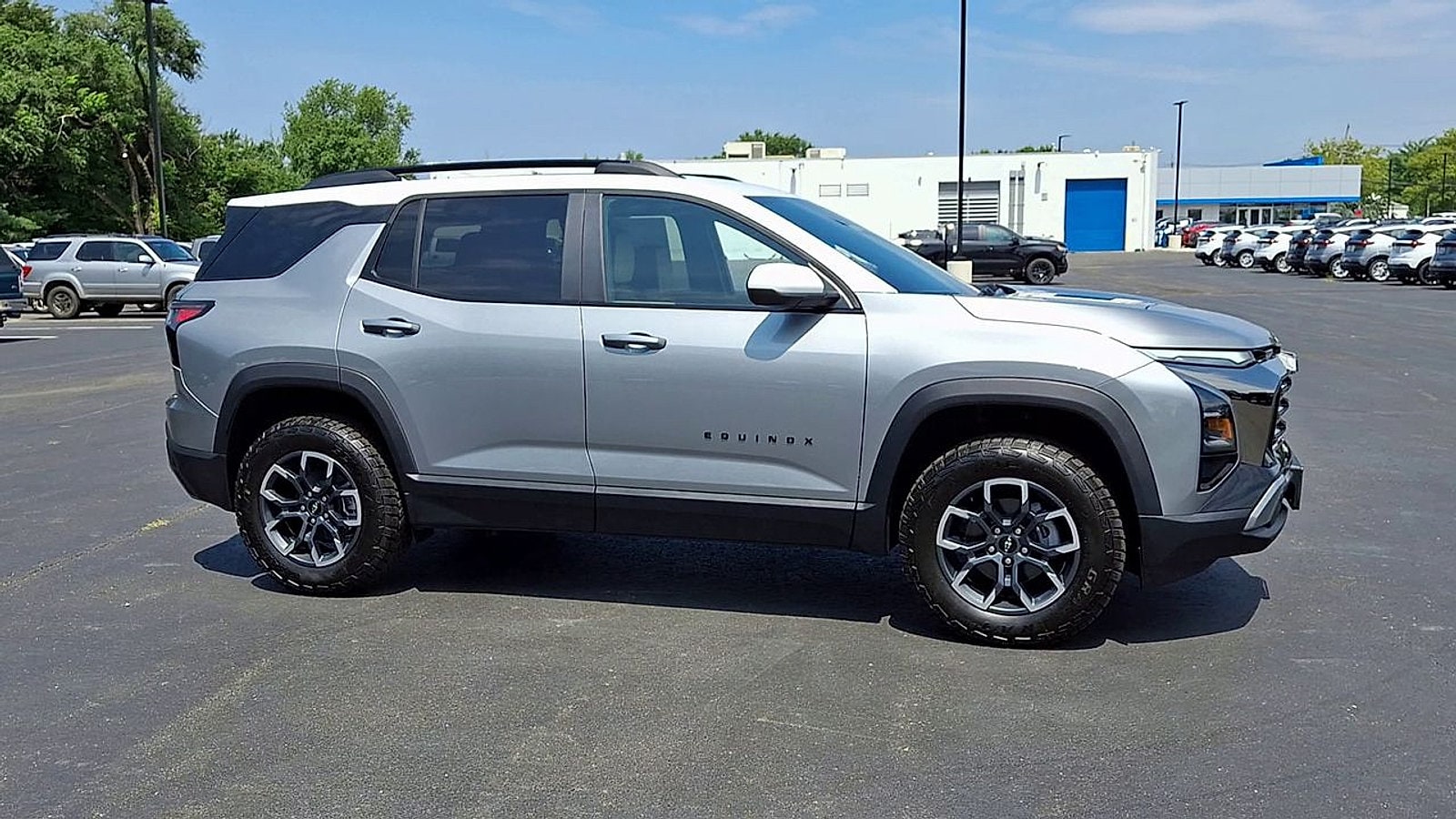 2027 Chevrolet Equinox ACTIV - Photo 4