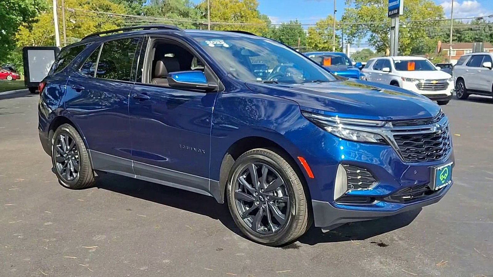 2022 Chevrolet Equinox RS photo 2