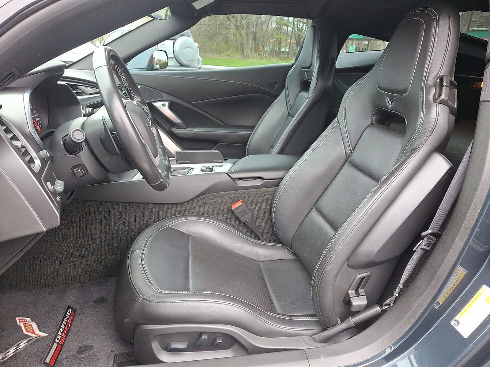 2019 Chevrolet Corvette 2LT - Photo 11