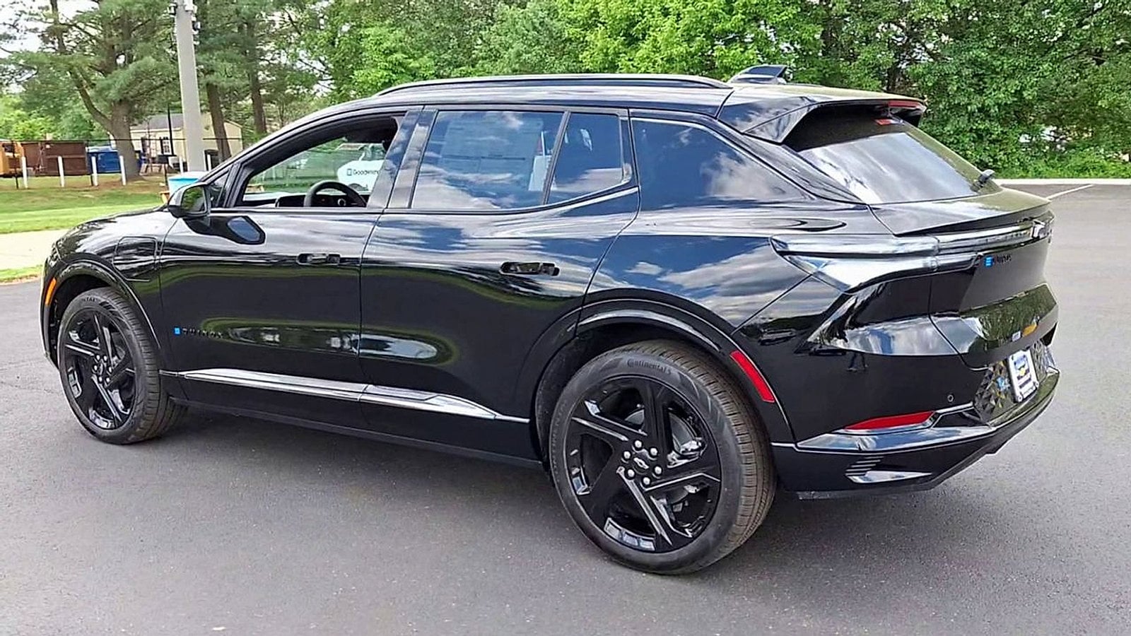 2025 Chevrolet Equinox EV RS - Photo 6