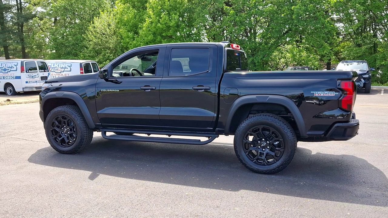 2026 Chevrolet Colorado Trail Boss - Photo 8