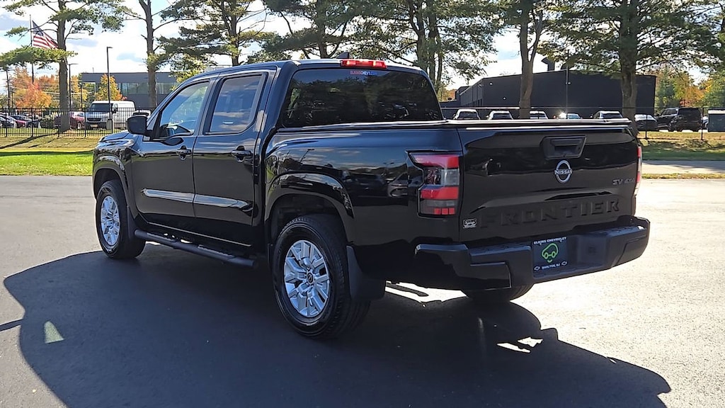 Used 2022 Nissan Frontier Crew Cab SV 4x4 Truck
