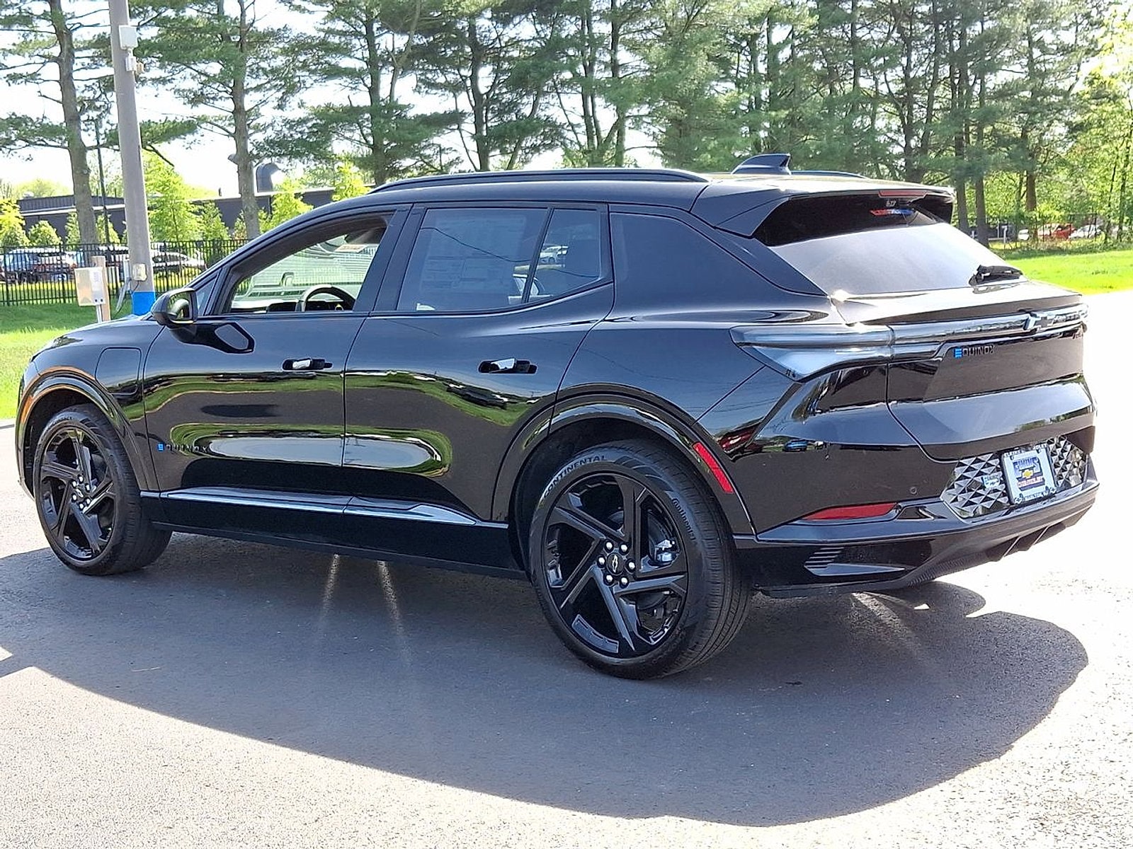 2025 Chevrolet Equinox EV RS - Photo 11