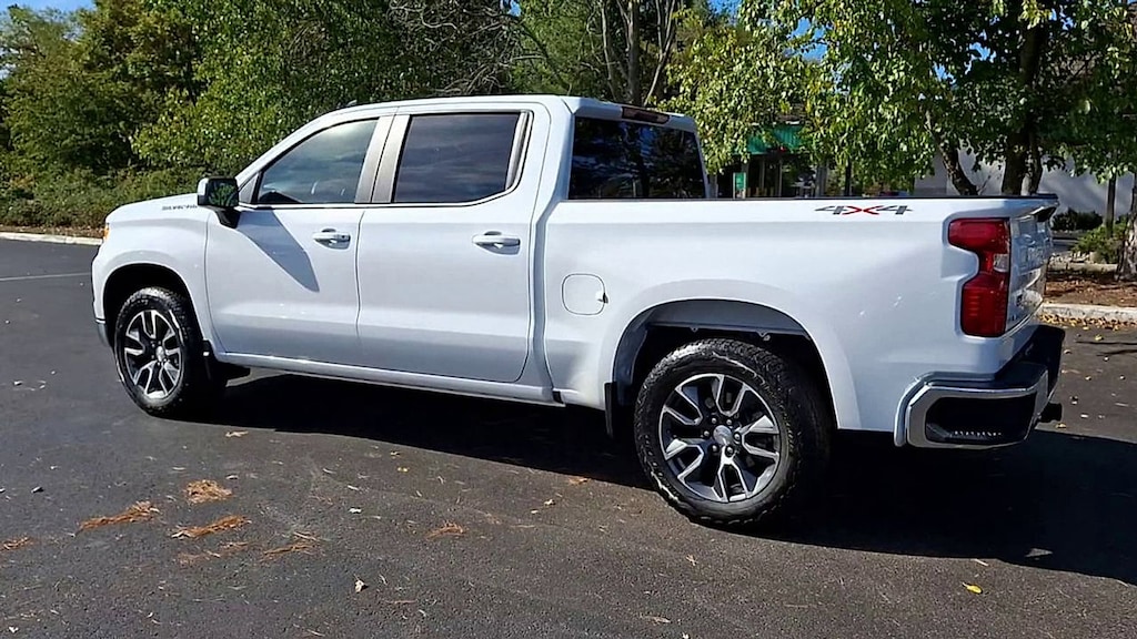 Used 2024 Chevrolet Silverado 1500 LT (2FL) Truck