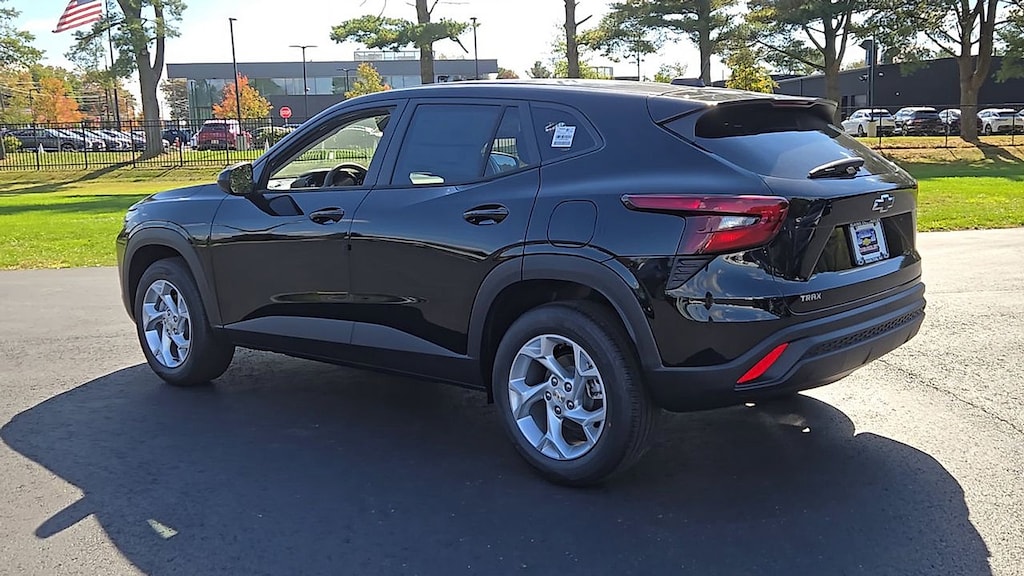 New 2026 Chevrolet Trax LS SUV