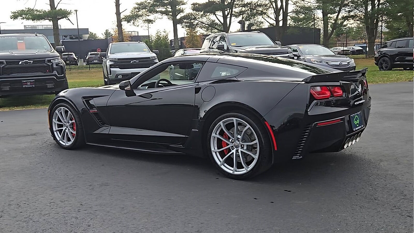 2019 Chevrolet Corvette Grand Sport 2LT photo 2