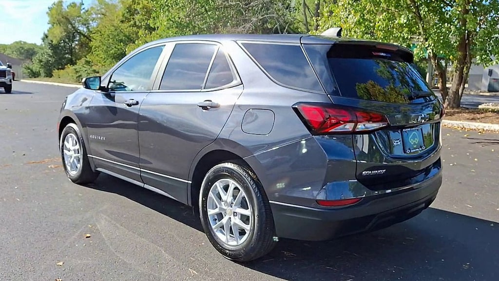 Used 2022 Chevrolet Equinox LS SUV