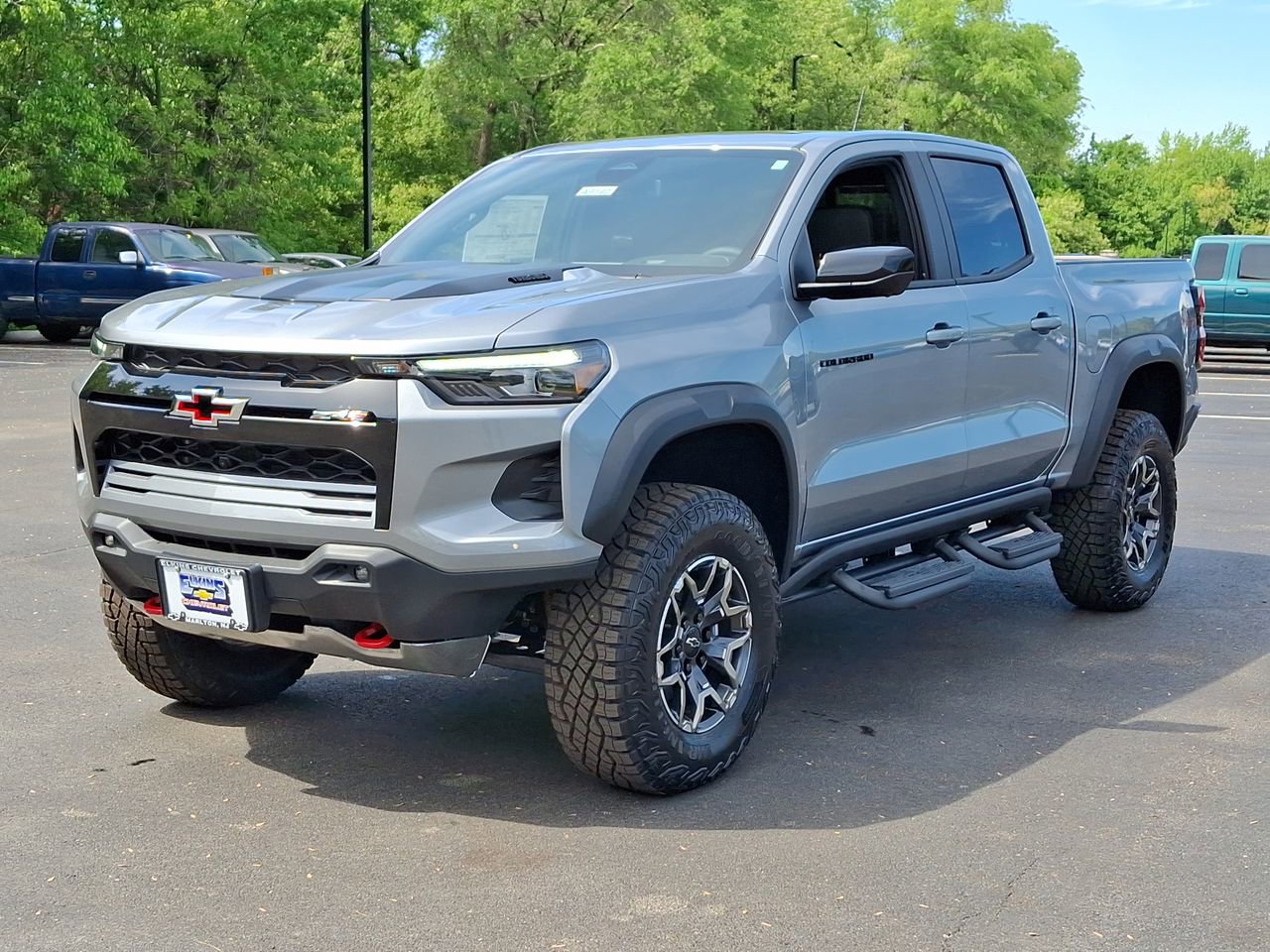 2026 Chevrolet Colorado ZR2 - Photo 10