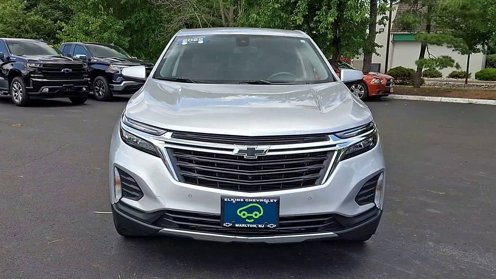 2022 Chevrolet Equinox LT photo 3