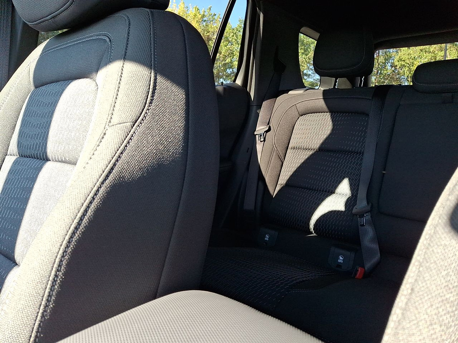 2027 Chevrolet Equinox LT - Photo 12