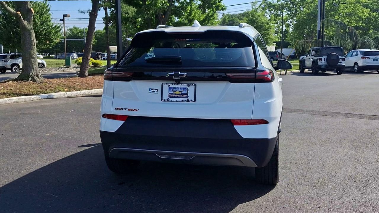 Used 2023 Chevrolet Bolt EUV LT with VIN 1G1FY6S05P4155562 for sale in Evesham, NJ
