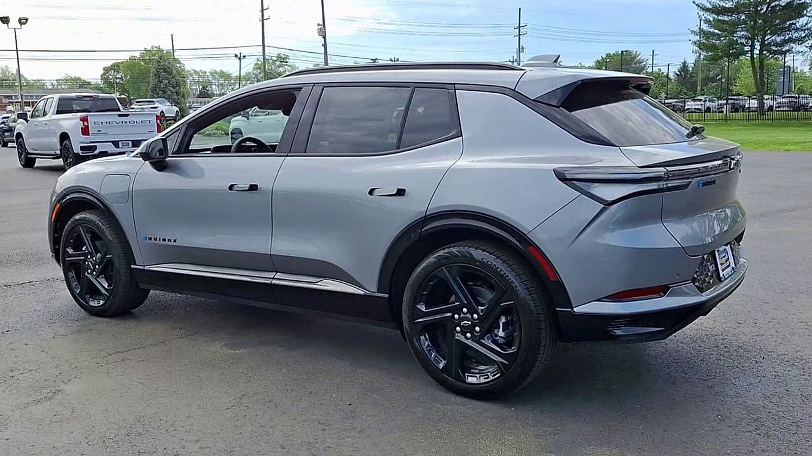 2025 Chevrolet Equinox EV RS - Photo 6