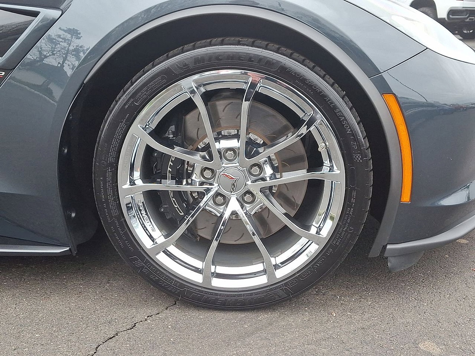 2019 Chevrolet Corvette 2LT - Photo 25