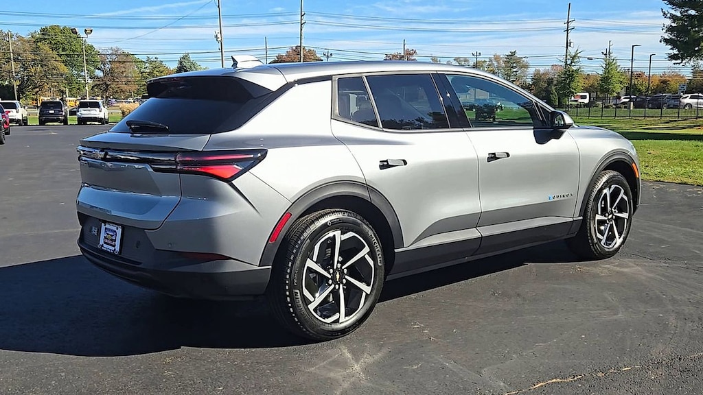 New 2026 Chevrolet Equinox EV LT SUV