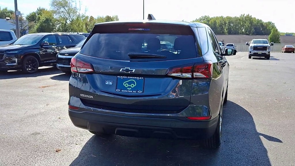 Used 2022 Chevrolet Equinox LS SUV