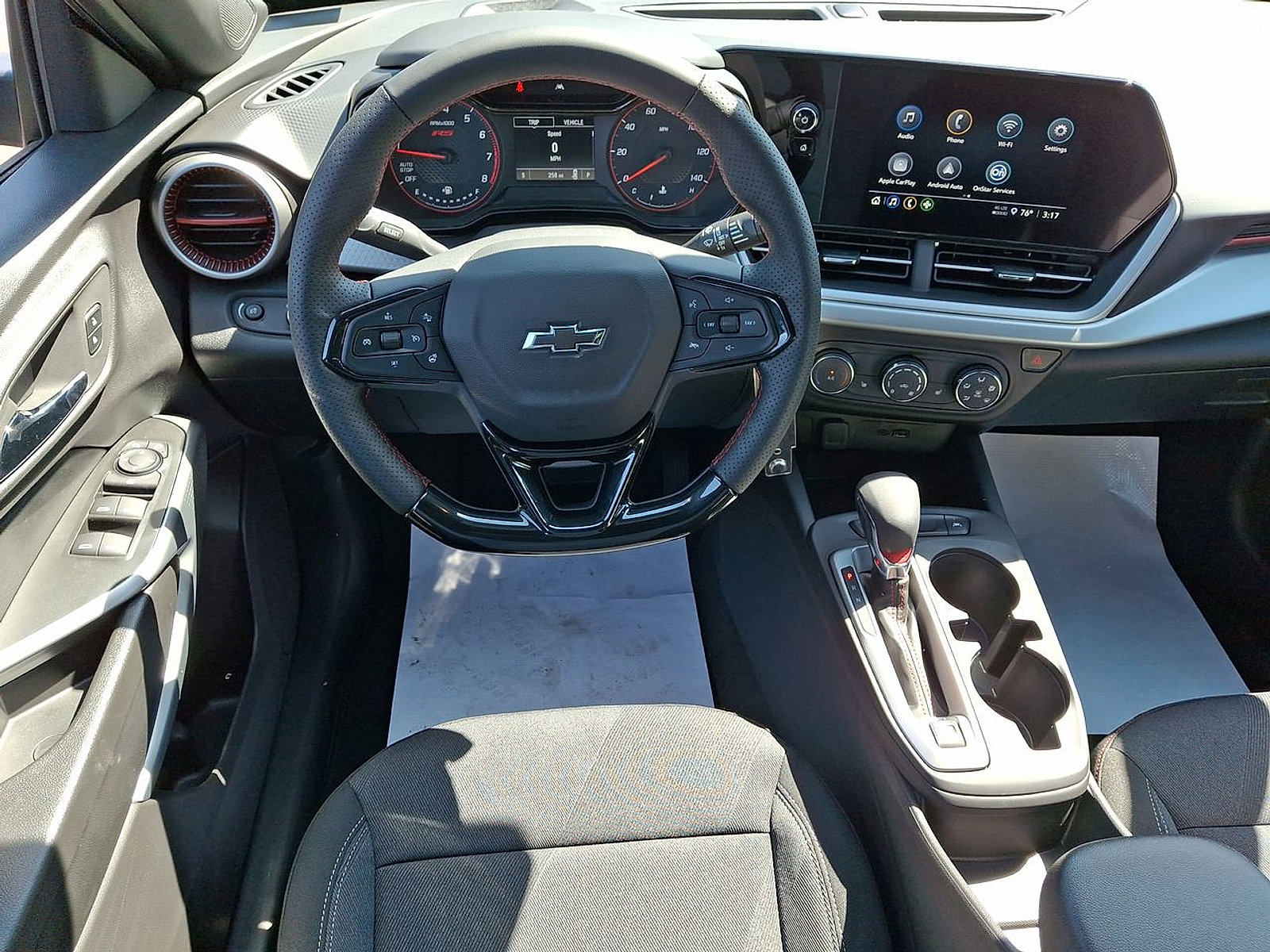 2026 Chevrolet Trax RS - Photo 14