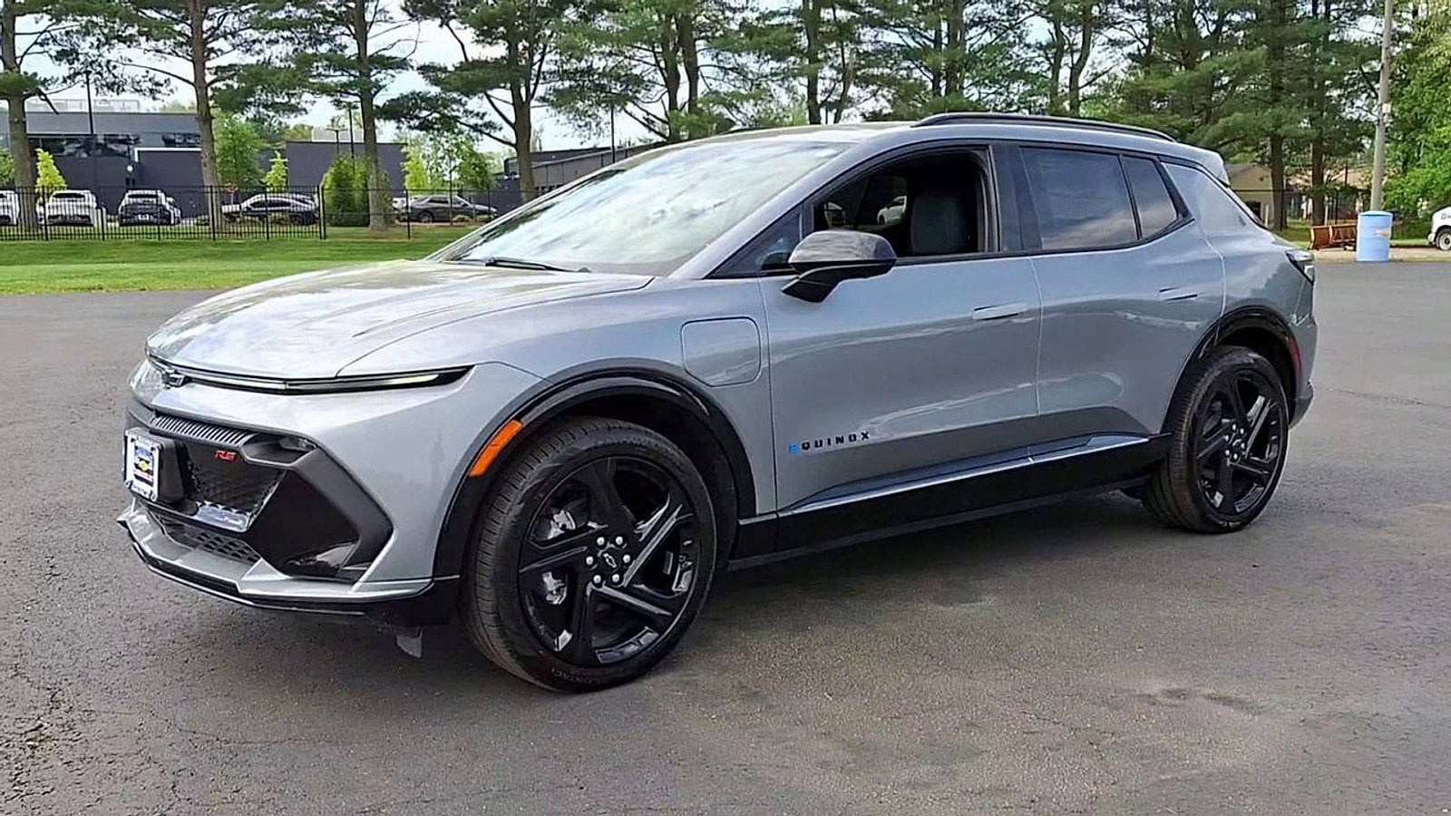 2025 Chevrolet Equinox EV RS - Photo 4