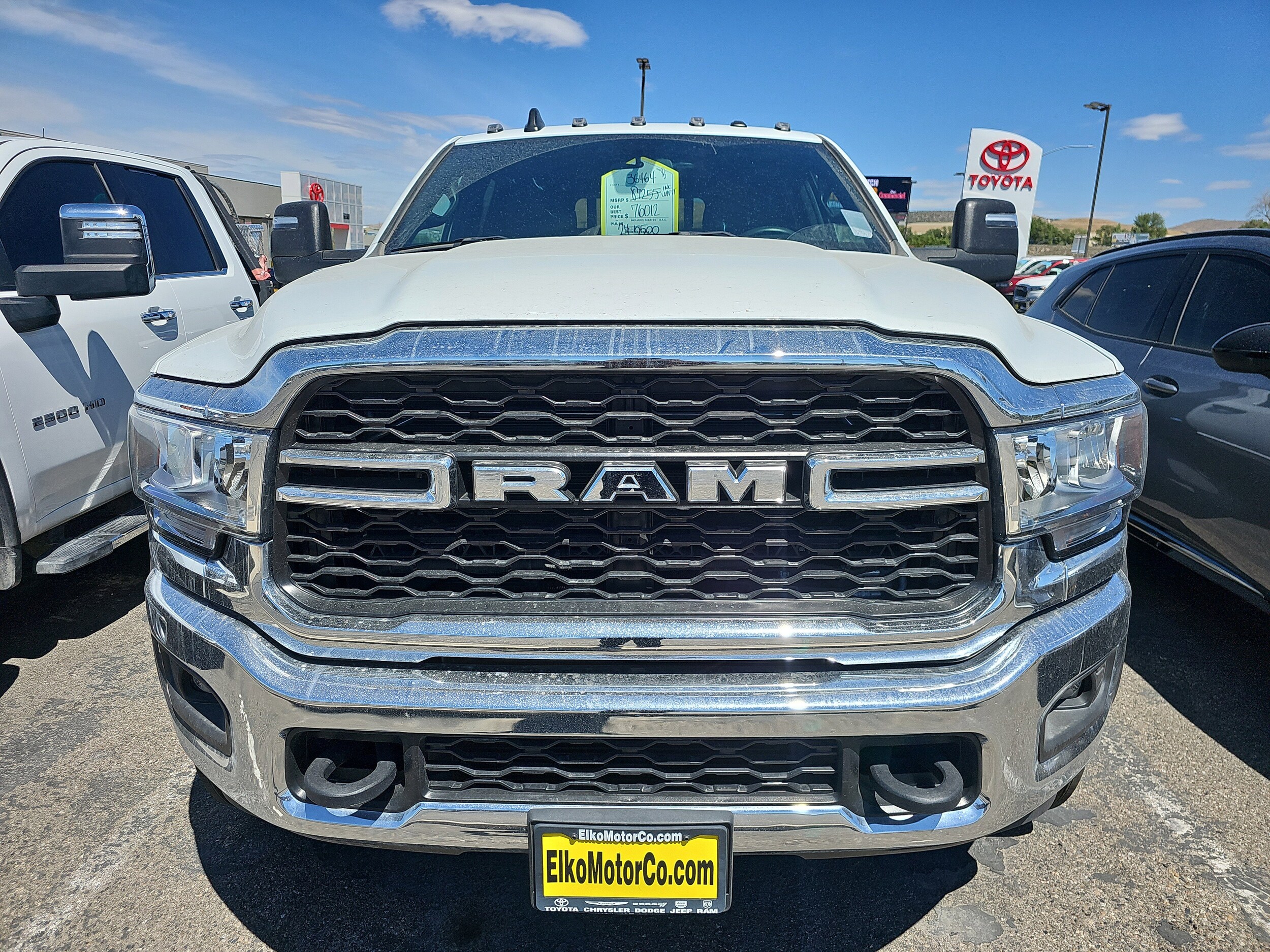 2024 Ram 5500 Tradesman photo 2