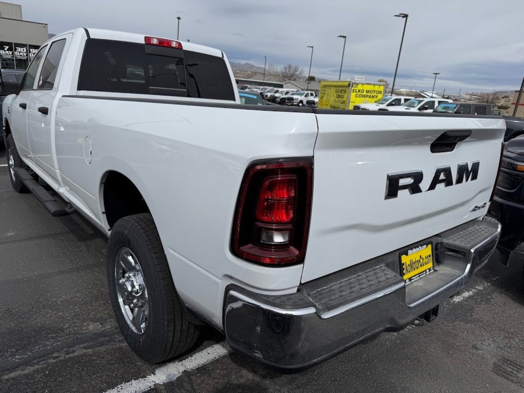New 2026 Ram 3500 TRADESMAN CREW CAB 4X4 8' BOX Pickup