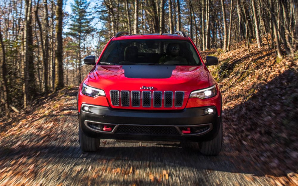 2019 Jeep Cherokee Red Exterior Front View 2019 Jeep Cherokee Red Exterior Front View