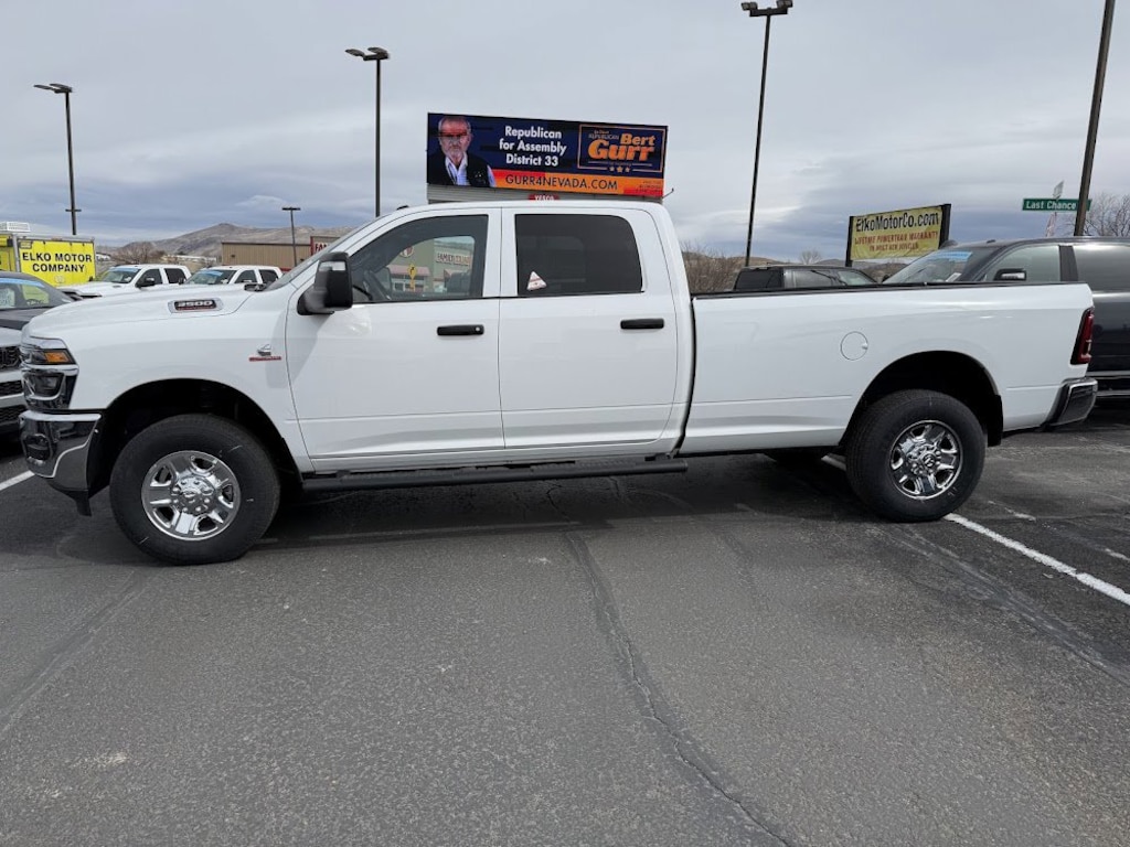 New 2026 Ram 3500 TRADESMAN CREW CAB 4X4 8' BOX Pickup